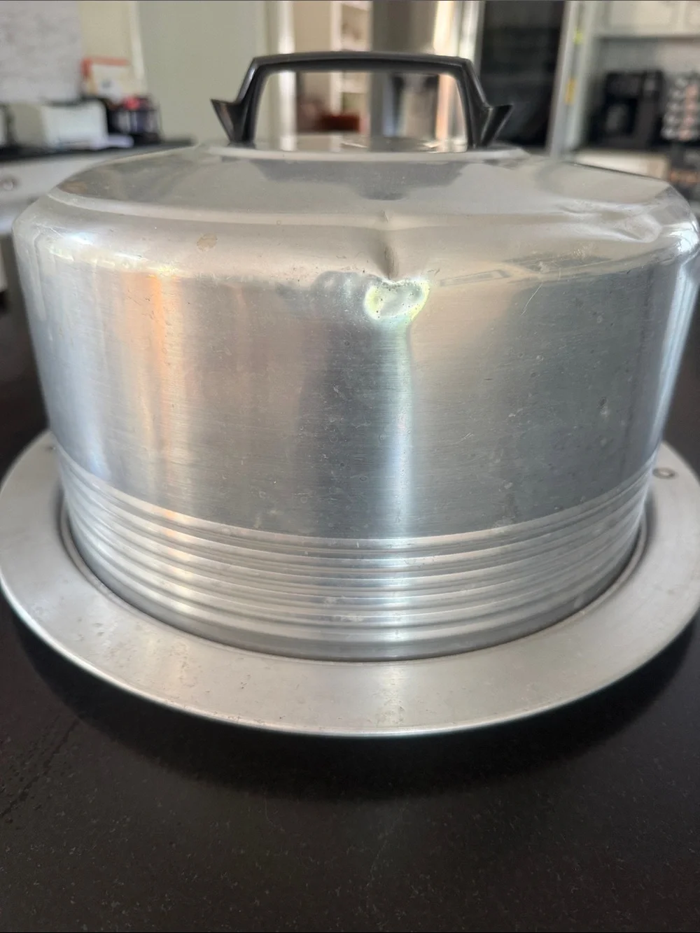 Vintage Regal Ware Aluminum Cake Carrier